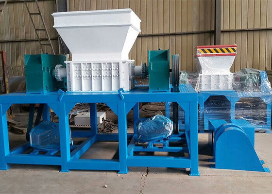 Chine Broyeur en plastique de déchets de la lame H13/réutilisation de la machine de défibreur résistante fournisseur