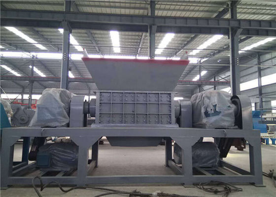 Chine Défibreur industriel automatique de mitraille 5 tonnes de la capacité H13 de matériel de lame fournisseur