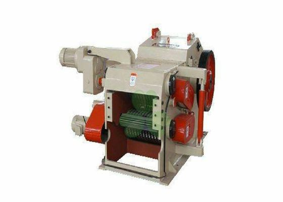 Chine Machine en bois dure de Pulverizer, design compact de machine de broyeur de branche d'arbre fournisseur